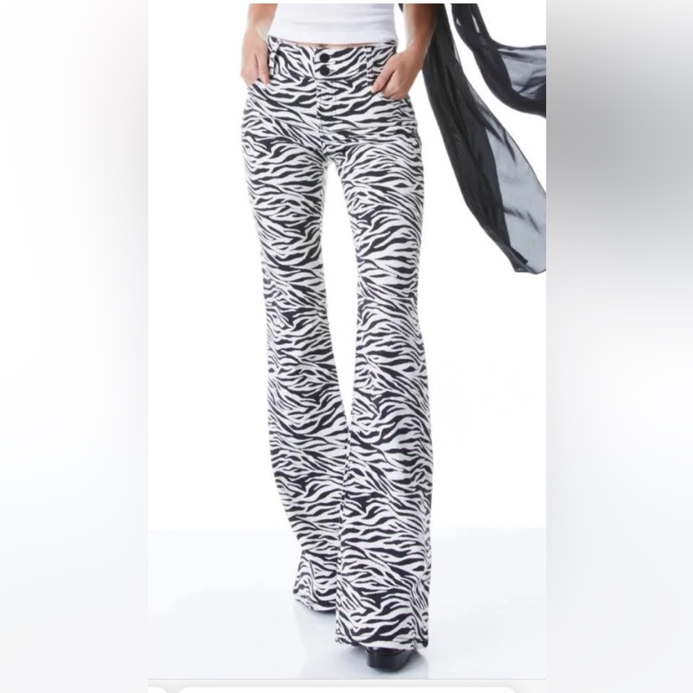 New with tags Alice and Olivia